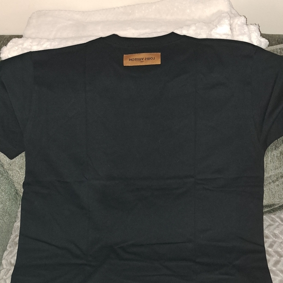 Louis Vuitton t-shirt - Picture 2 of 2